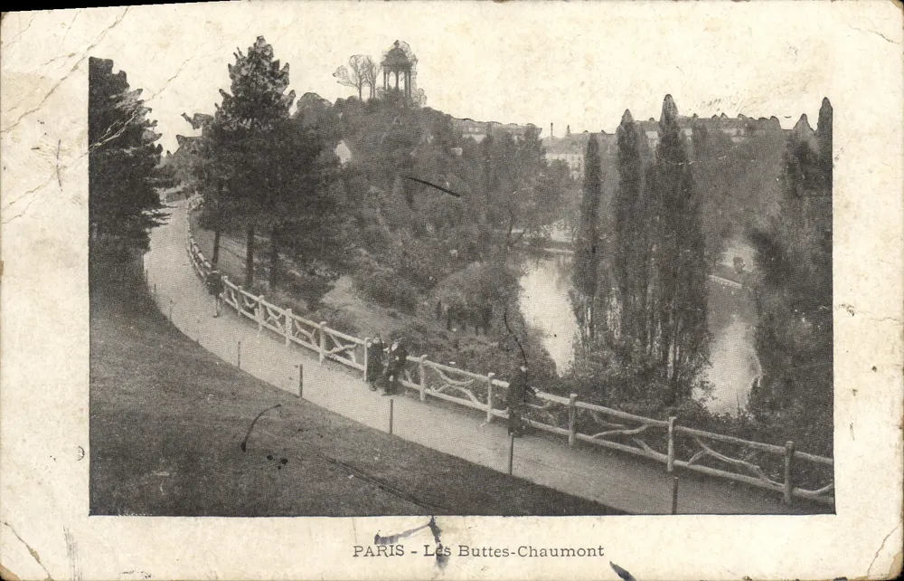 PARIS - Les Buttes-Chaumont — vista do lago e do caminho com balaustrada — editor desconhecido - Frente