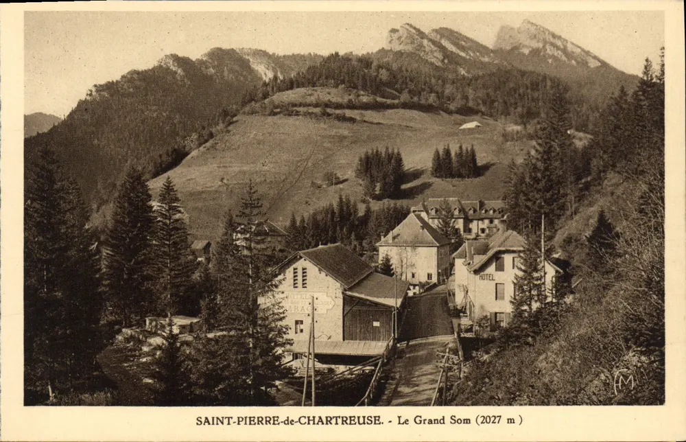 Saint-Pierre-de-Chartreuse - O Grande Som (2027 m) — vista panorâmica com hotéis — editor Martinetto Frères - Frente