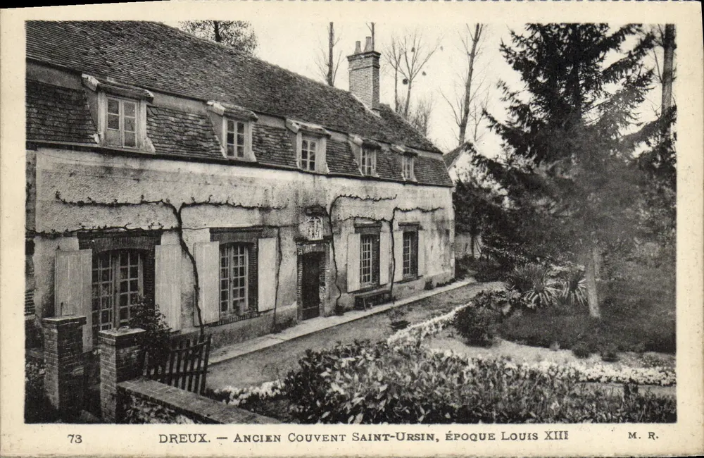 Dreux — Ancien Couvent Saint-Ursin, époque Louis XIII — M. R. - Vorderseite