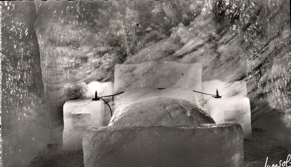 Chamonix-Le Montenvers — Die Grotte der Eissee, Schlafzimmer — Éditions Photographiques JANSOL - Vorderseite
