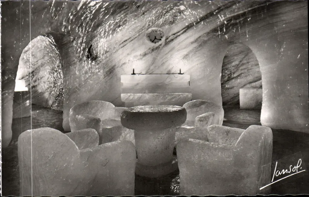 Die Höhle der Mer de Glace — Das Esszimmer — Jansol Editions - Vorderseite