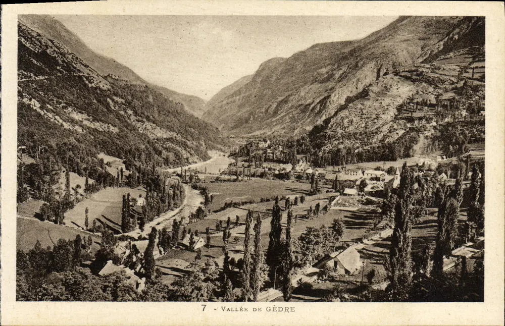 Vale da Gèdre — vista panorâmica — Langloche, Toulouse - Frente