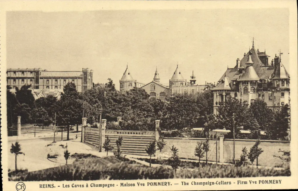 Reims - Die Champagne-Kellereien - Maison Vve Pommery - Vorderseite