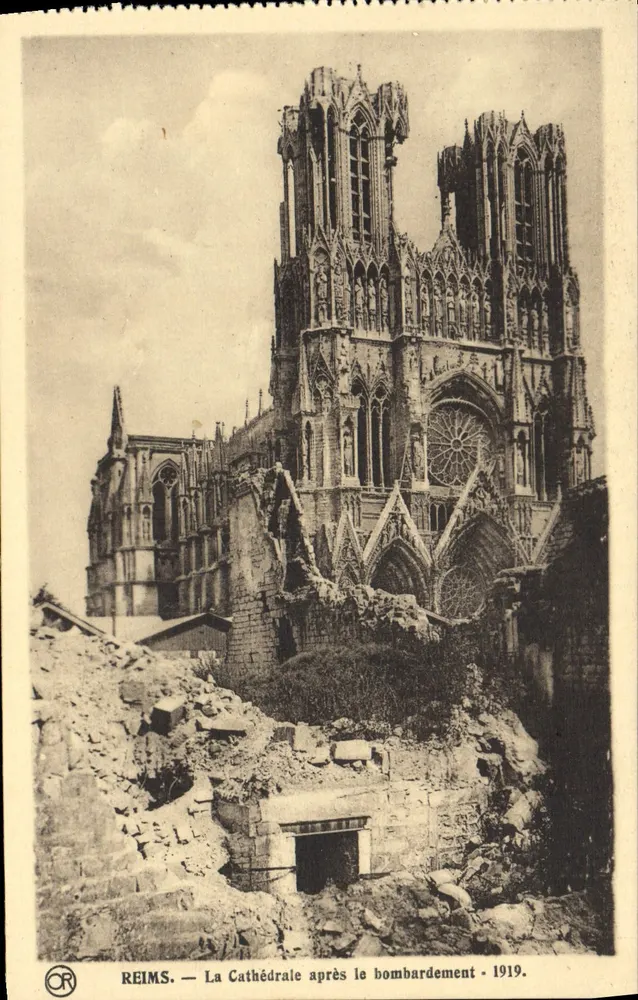 Reims — Die Kathedrale nach dem Bombenangriff - 1919. — Éditions Artistiques OR Bruald, Reims - Vorderseite