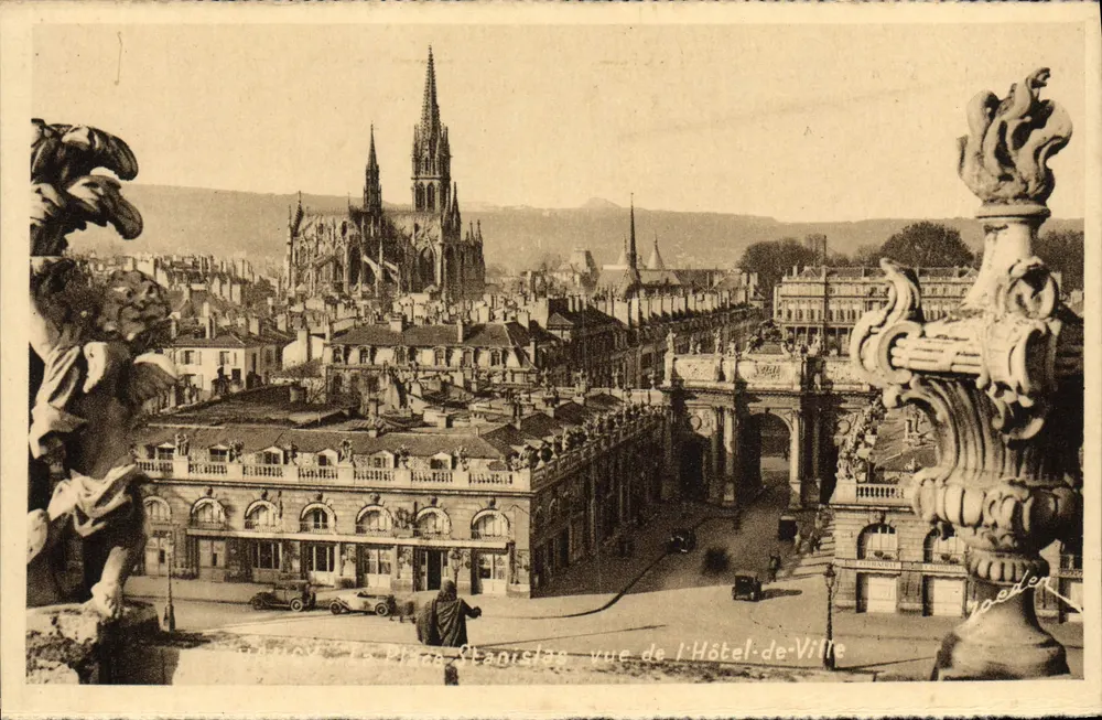 Nancy - La Place Stanislas vue de l'Hôtel de Ville — Édition V. Roder, Nancy, n°54 - Vorderseite