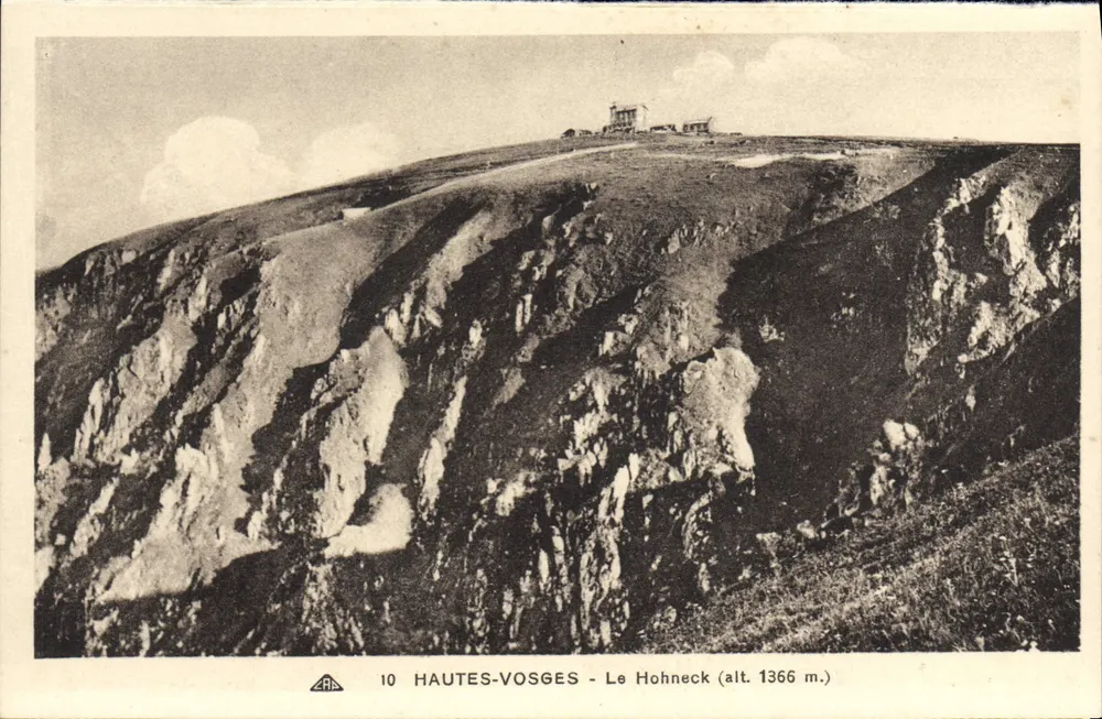 HAUTES-VOSGES - O Hohneck (alt. 1366 m.) — editor CPAPHIL, n° 10 - Frente