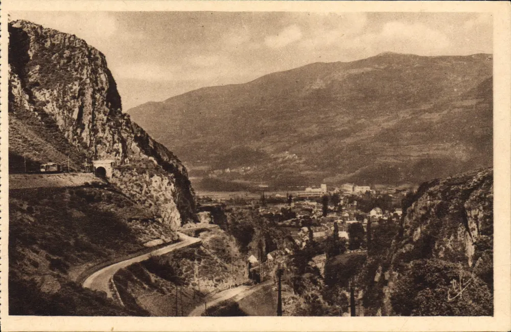 Pierrefitte — Vista geral, Estrada de Cauterets e Túnel — Éditions Pierrerefitte - Frente