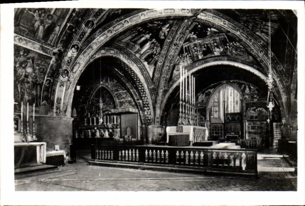 Assisi - Interior da Igreja de São Francisco — editor ALTEROCCA-TERNI - Frente