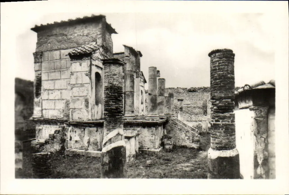 Pompeia - Templo de Iside - Frente