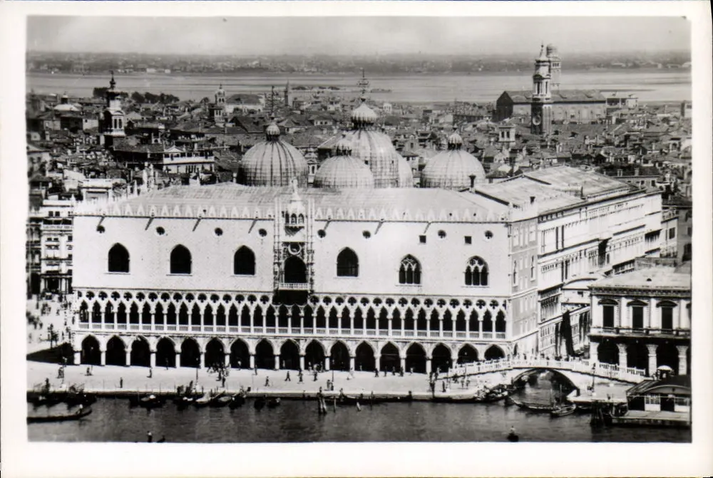 Veneza — O Ponte do Rialto - Frente