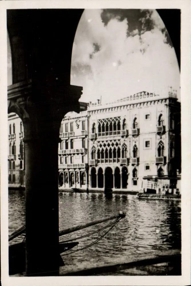 Palácio Contarini - Cà d'Oro — Veneza - Frente
