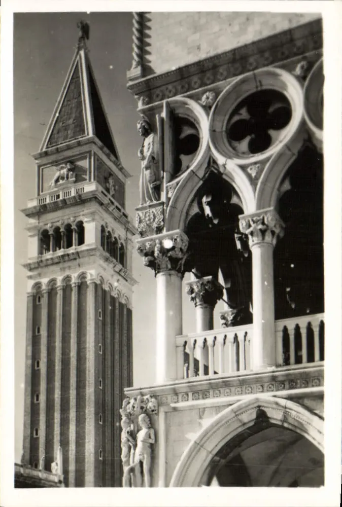 Veneza - Palácio Ducal - Torre S. Marco - Frente