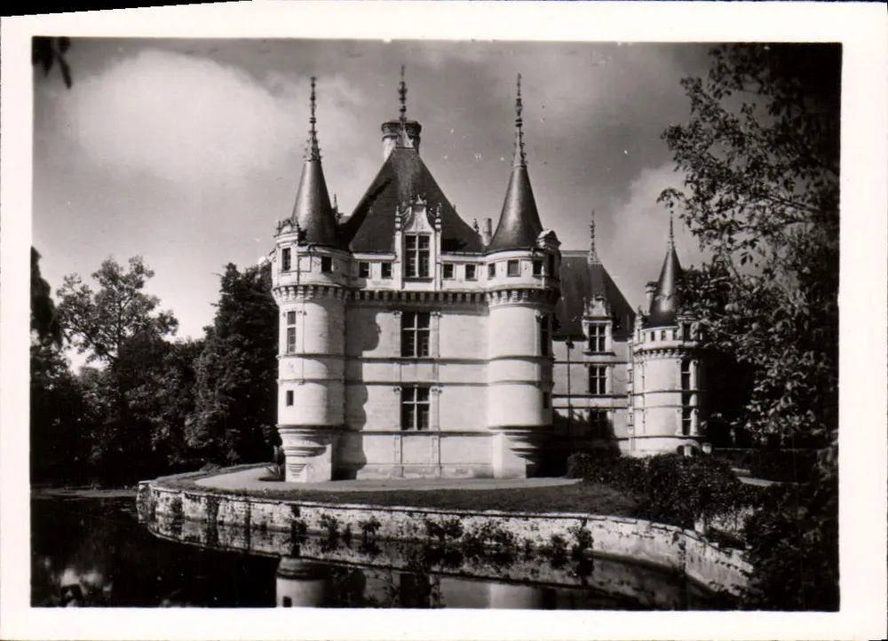 O Castelo de Azay-le-Rideau — Fachada Oriental — Éditions de Luxe « Estel » n°2353 - Frente