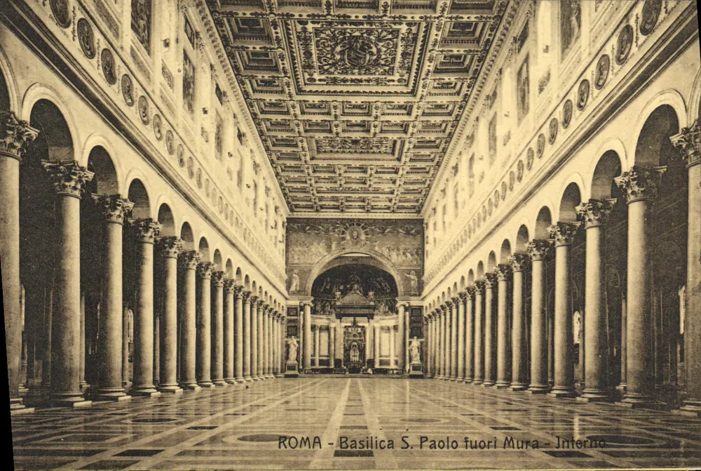 Basilika Saint Paul außerhalb der Mauern — Innenraum — ROME - Vorderseite