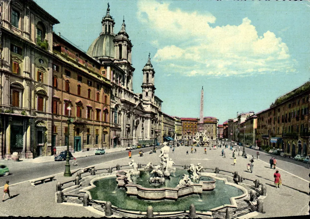 Piazza Navona — Fontaine de Neptune et église Sant'Agnese — Kodáks - Frente