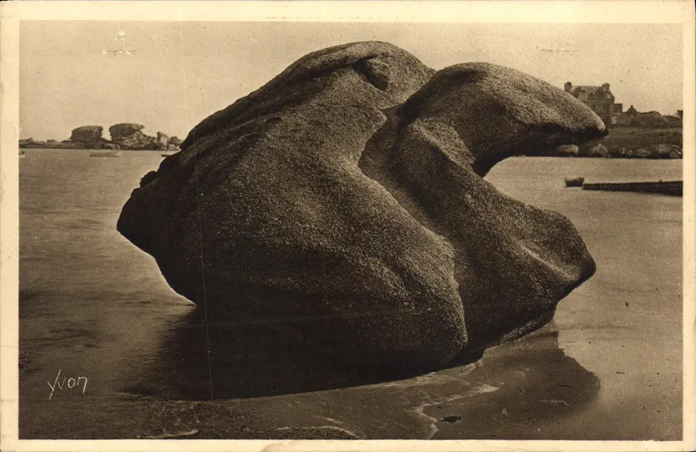 O Rocher de la Sorcière — Trégastel (Côtes-du-Nord) — Yvon - Frente