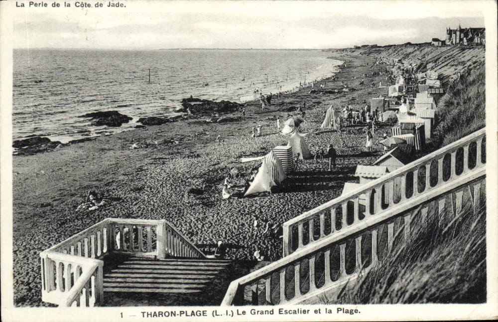 Tharon-Plage (L.-I.) — El Gran Escalier y la Playa — Edición Océan-Bazar Galeries Modernes - Anverso