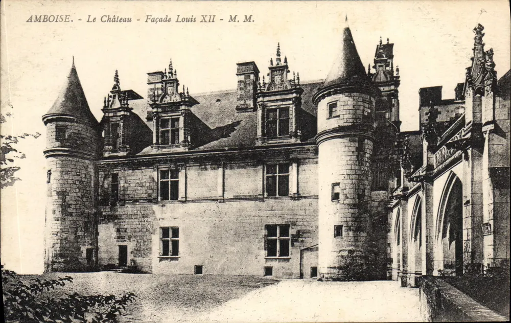 Amboise - O Castelo - Fachada de Luís XII - M.M. - Frente