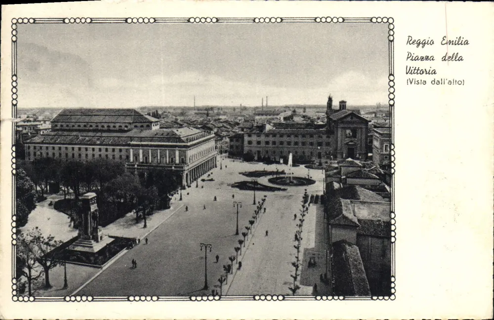 Reggio Emilia — Piazza Vittoria von oben — Verlag F.C. Reggio Emilia - Vorderseite