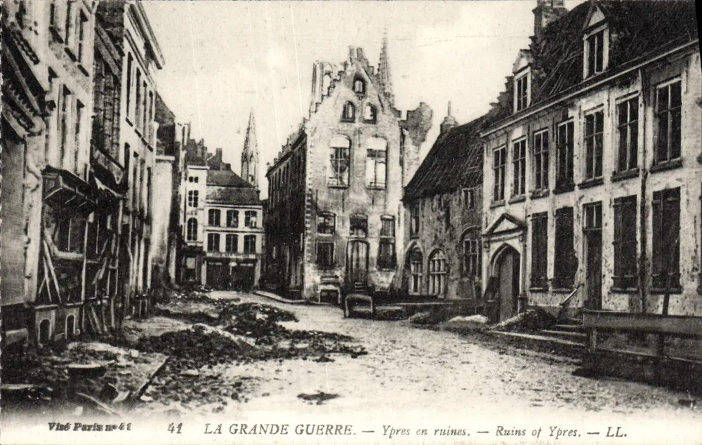 Ypres in Ruinen — Der Große Krieg — Ruinen von Ypres — LL. — Viné Paris n°41 - Vorderseite