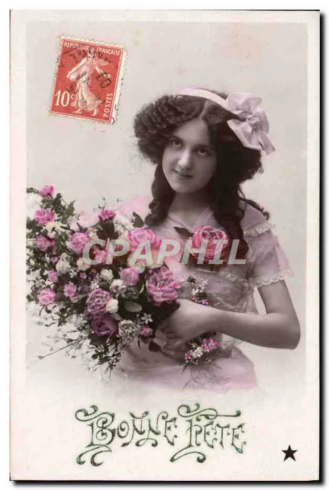 Jovem menina com buquê de rosas — Boa Festa — Marca 'ETOILE', Paris - Frente