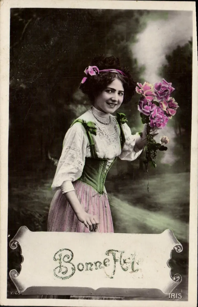 Frau im traditionellen Kleid — Frohe Geburtstagsfeier — IRIS n°2165 - Vorderseite