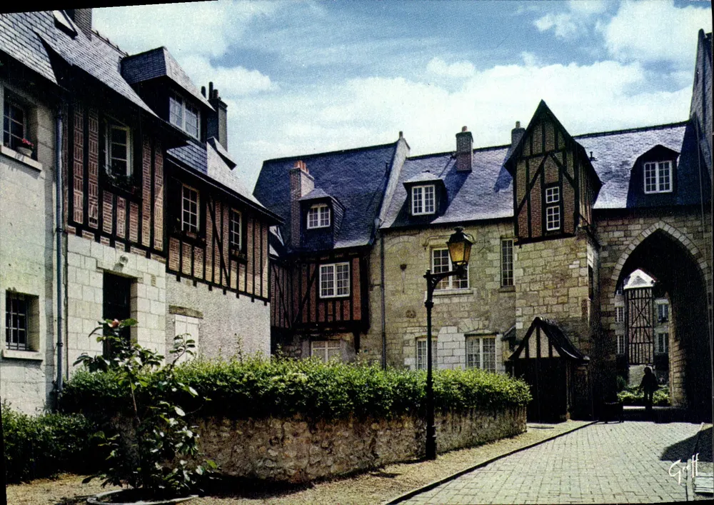 Tours — Velhas casas dos séculos XV e XVI — Edições GREFF - Frente