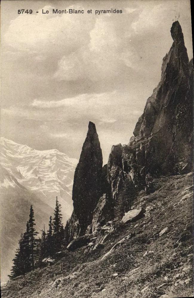 O Mont-Blanc e pirâmides — Edições Louis Burgy, n° 5749 - Frente
