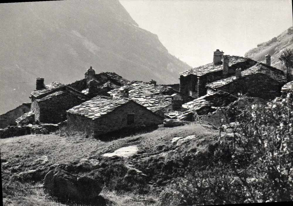 Vila alpina — Alta-Savoia — edições Mythra, fotografia Pierre Tarraz - Frente