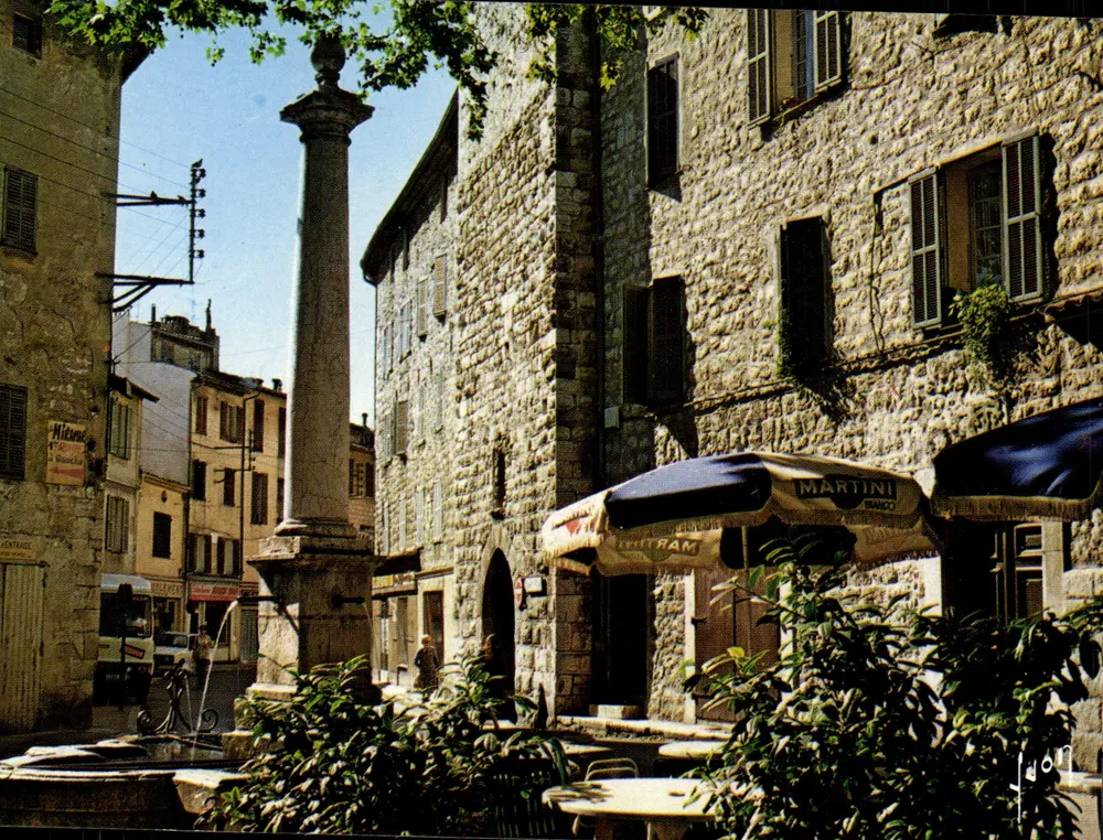 Place Antony-Mars — Vence — Éditions d'art Jean-Jaurès-94-Arcuelli - Frente