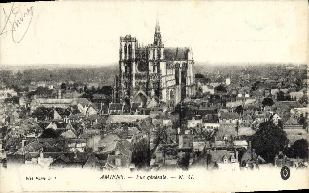 Amiens — Vista geral — N. G. - Frente