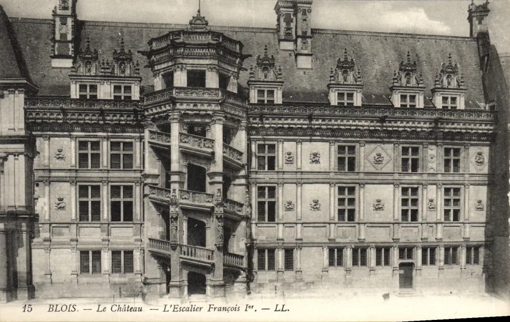 Blois — Das Schloss — Die Treppe François Ier — LL. — n°15 - Vorderseite