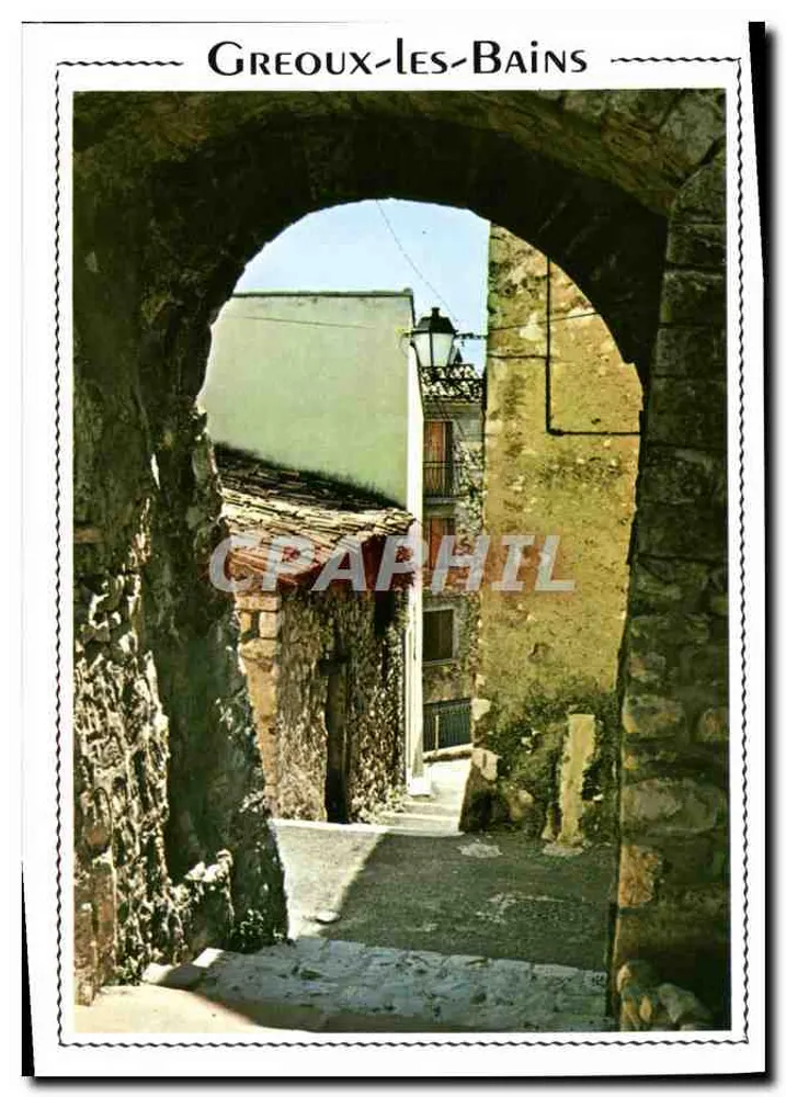Greouxs-les-Bains — vista del paso bajo un portal de piedra — n° 182 - Anverso