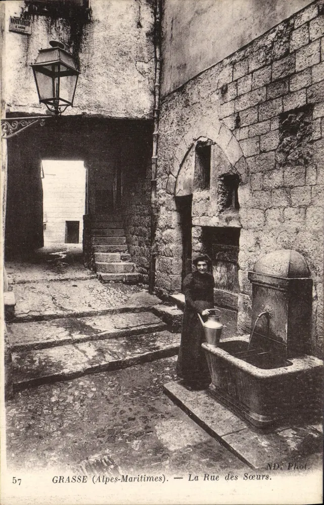 Grasse (Alpes-Maritimes) — La Rue des Sœurs — ND. Phot. - Recto