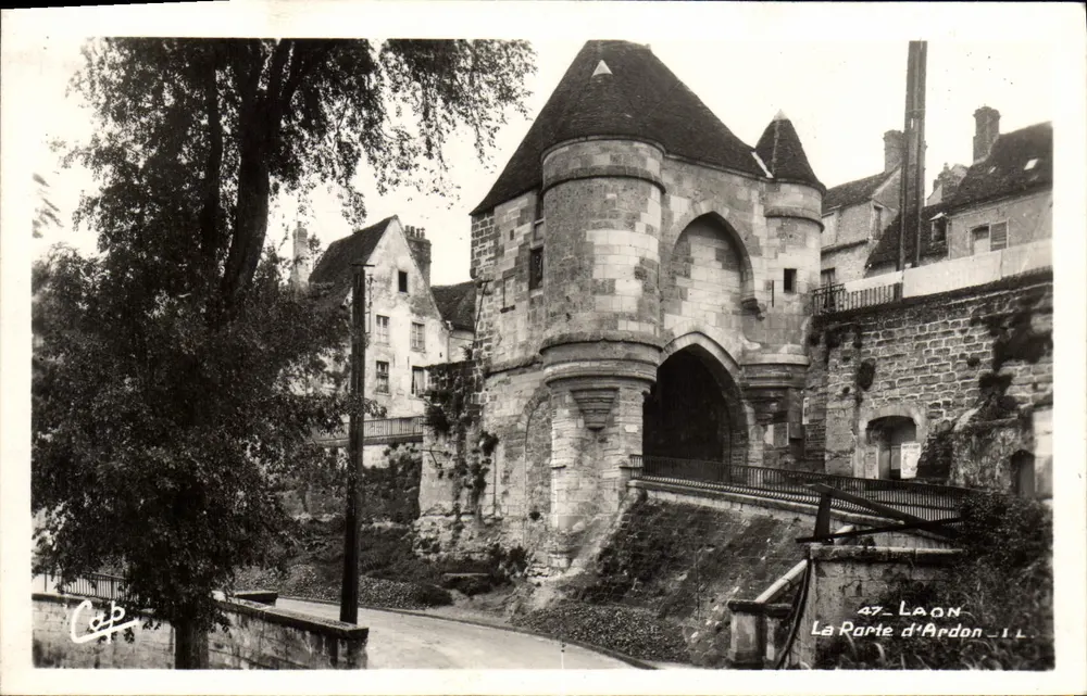 A Porta de Ardon — Laon — C.A.P. 47 - Frente