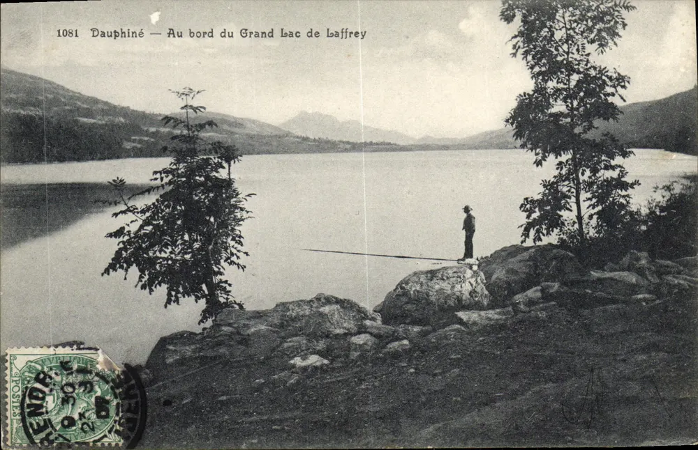 Dauphiné — Am Ufer des großen Sees von Laffrey — Papeterie des Alpes, Eug. Robert, Grenoble - Vorderseite
