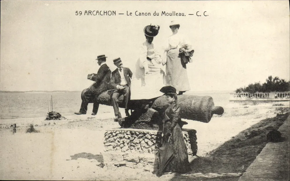 Arcachon — O Canhão do Moulleau — C. C. - Frente