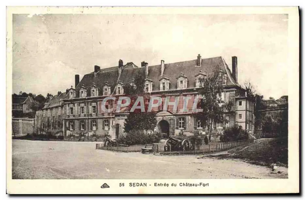 Sedan - Entrada do Castelo-Forte — editor A. Des Arts, n° 56 - Frente