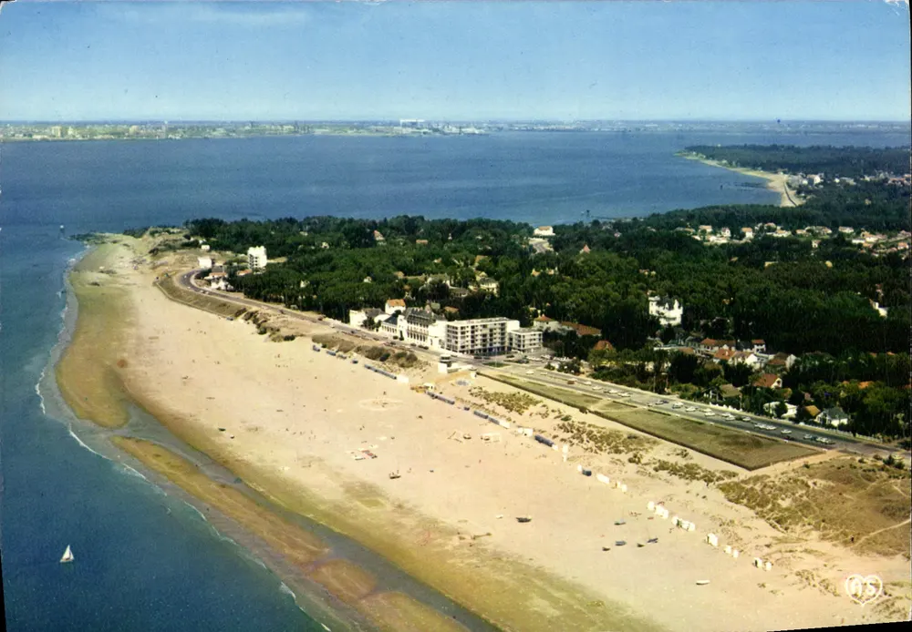 Saint-Brevin-l'Œil — Vista geral da Praia — La Bretagne Touristique - Frente