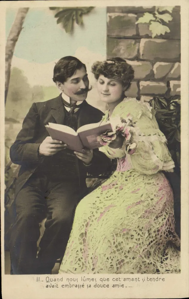Liebhaber und Freundin, die gemeinsam lesen — gedruckter Text — Verlag J.K. - Vorderseite