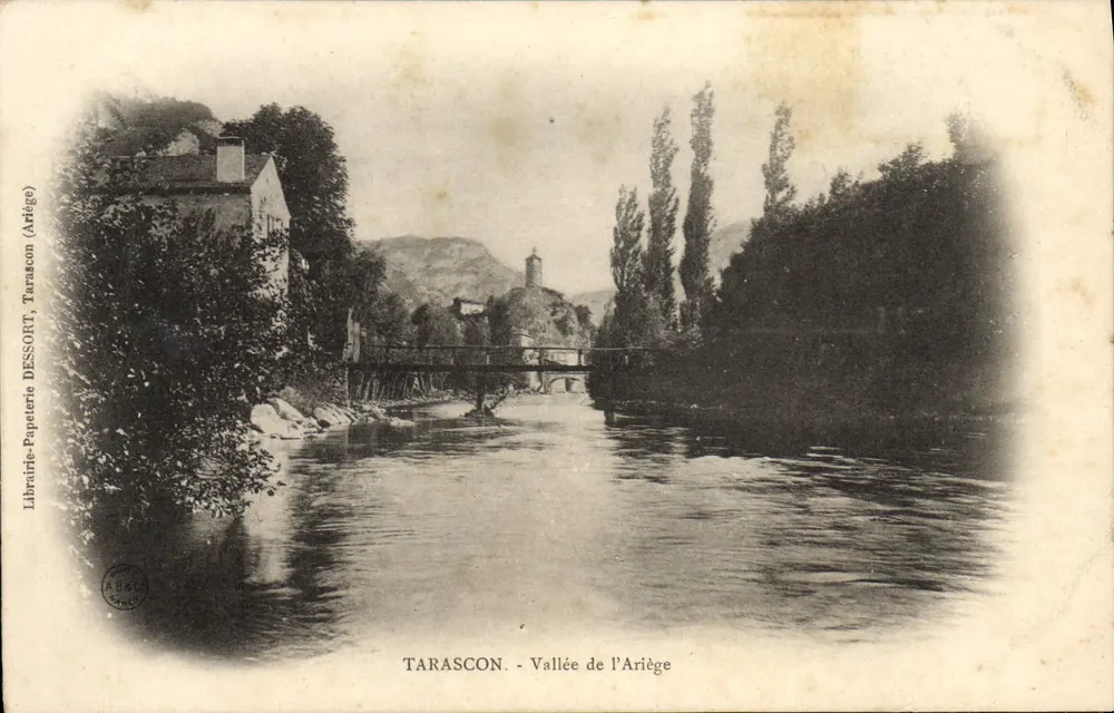 Tarascon - Vale do Ariège — Livraria-Papelaria Dessor, Tarascon (Ariège) - Frente
