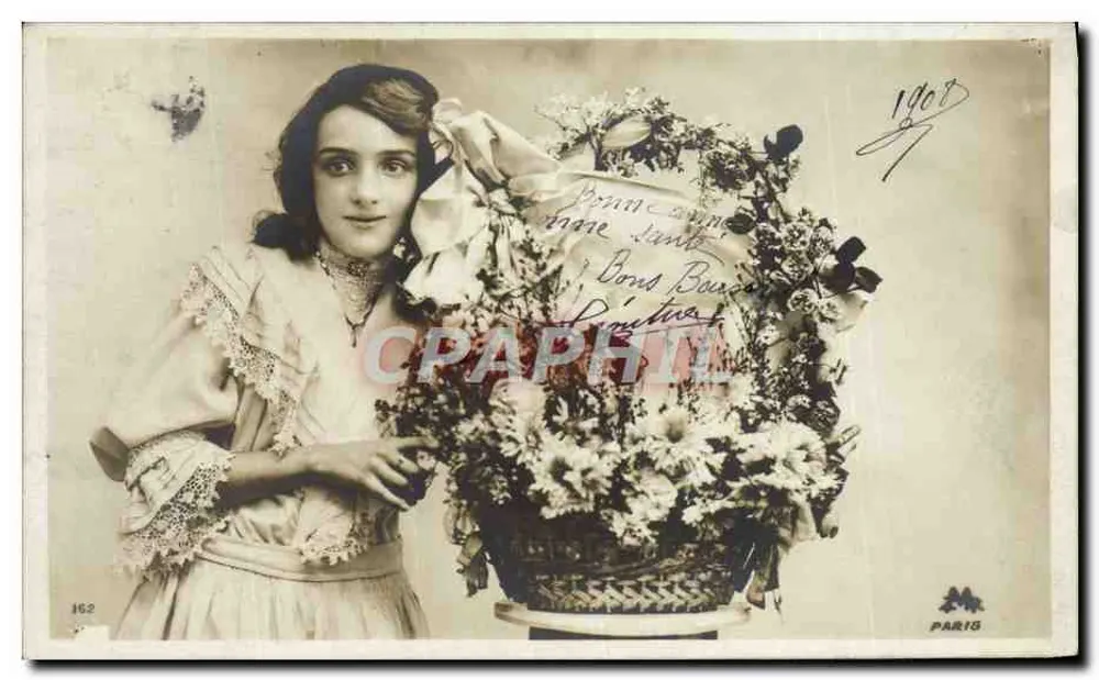 Jovem mulher com cesto de flores — Boa Ano — editor Paris 162 - Frente