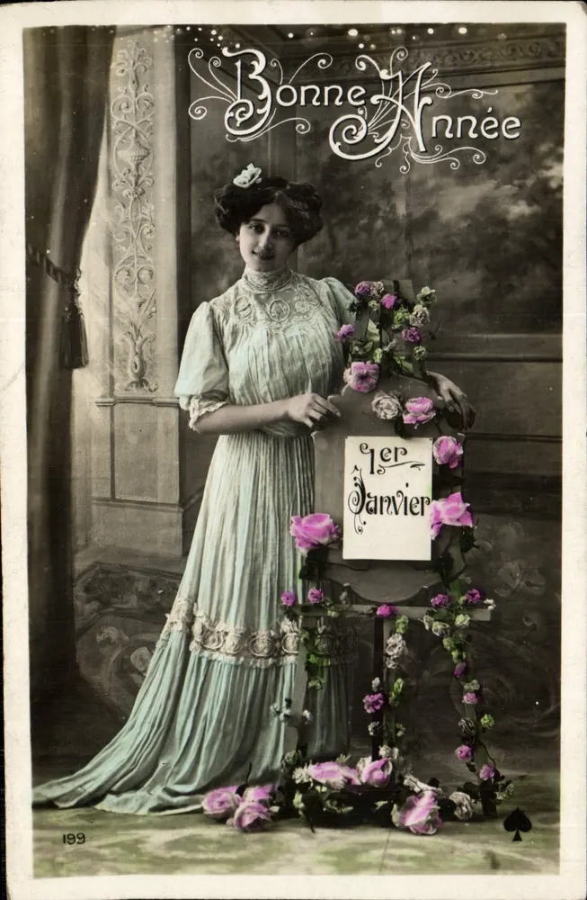 Frau in einem Kleid im Art Nouveau-Stil — Frohe Neujahr 1. Januar — Ausgabe 1909 - Vorderseite