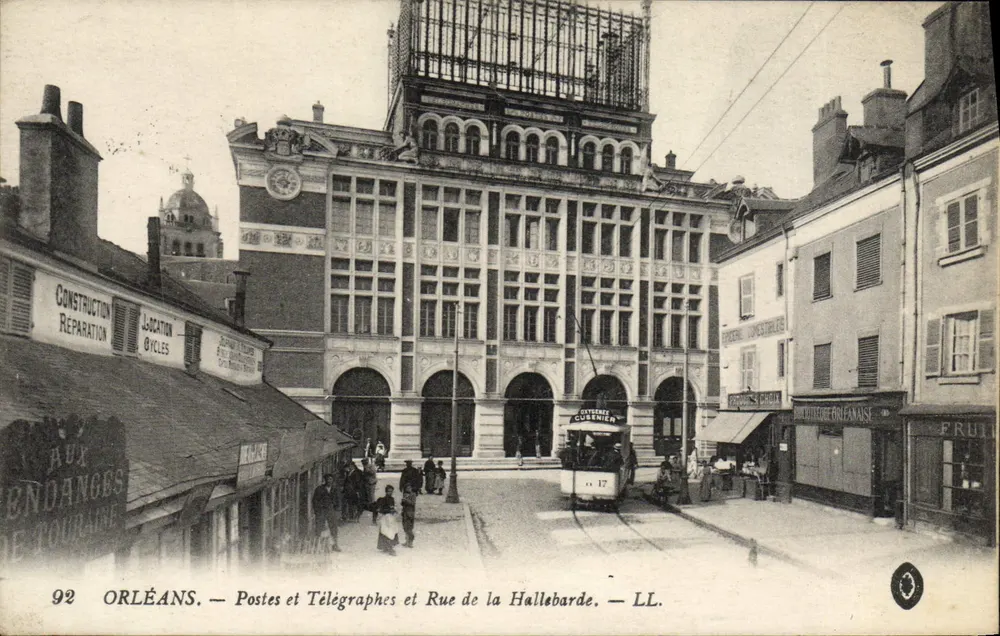 Orléans — Postes et Télégraphes und Rue de la Hallebarde — LL. - Vorderseite