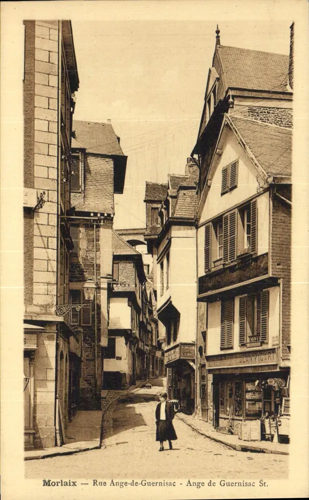 Morlaix — Rue Ange-de-Guernisac — Jean Picart - Frente
