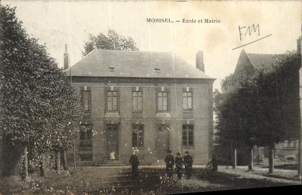 Moriselle — Escola e Prefeitura - Frente