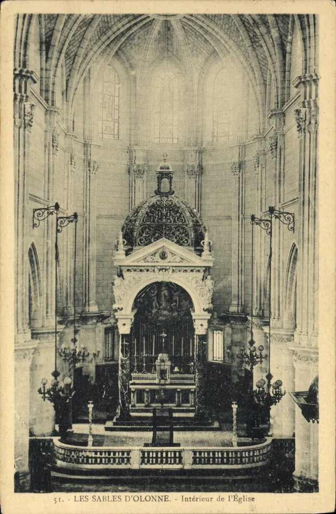 Les Sables d'Olonne - Binnenkant van de Kerk — Uitgever : 51 - Voorkant