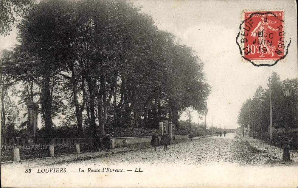 Louvières — A Estrada de Évreux — LL. - Frente