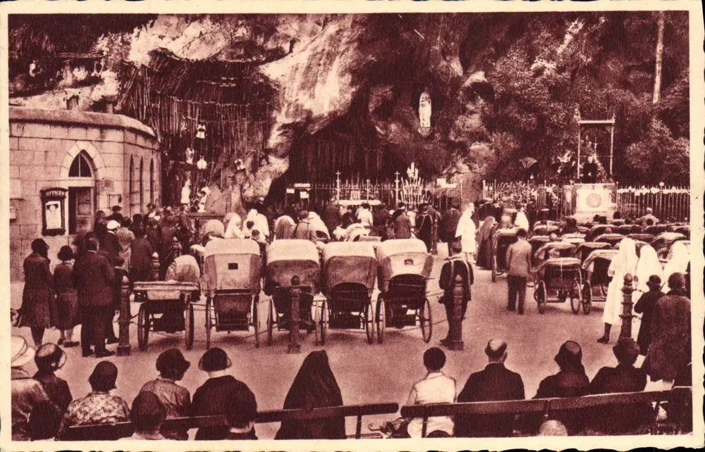 Lourdes — A Gruta — Edição P. Doucet - Frente