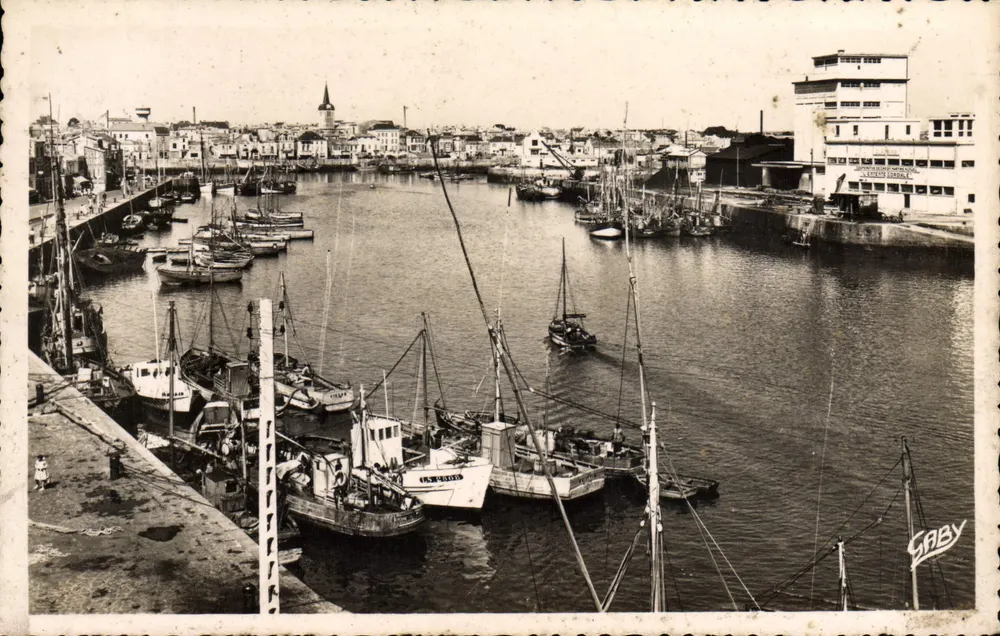 Les Sables-d'Olonne — Visão geral do Porto — Gaby - Frente